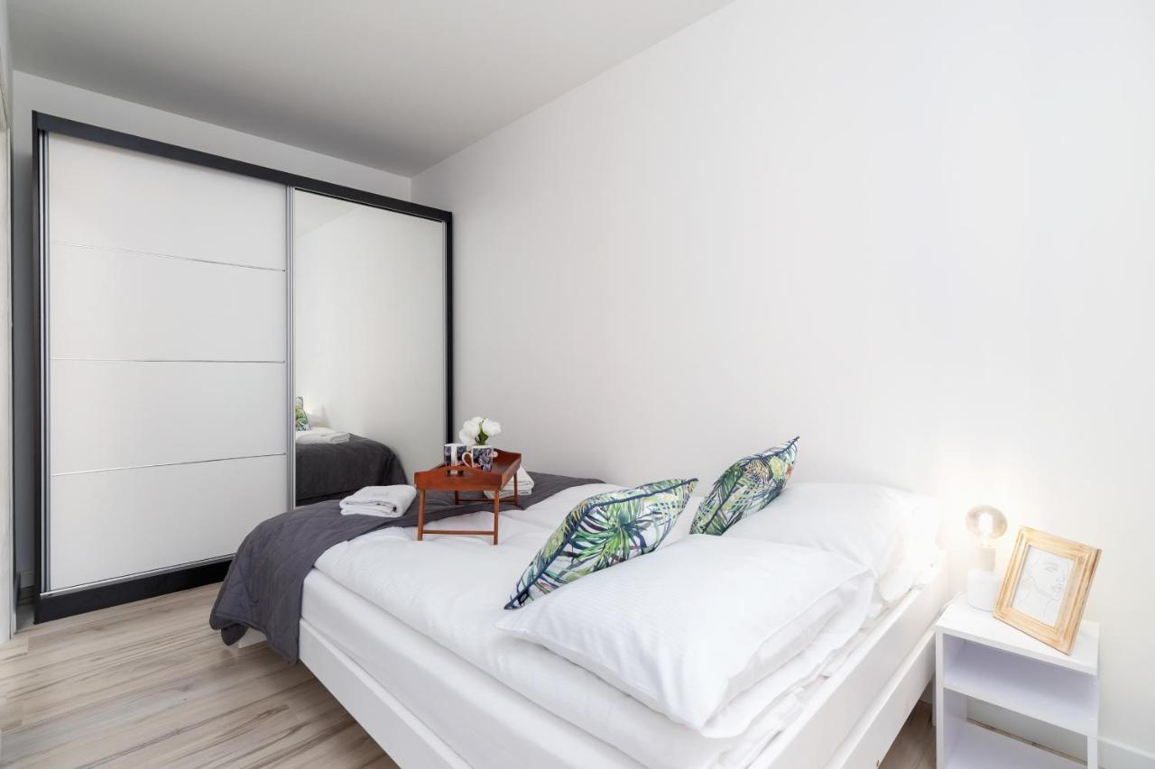 Salsa Apartments Cracow By Renters Краков Экстерьер фото